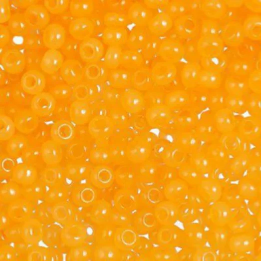 02183 Светло-оранжевый, алебастровый Бисер Preciosa