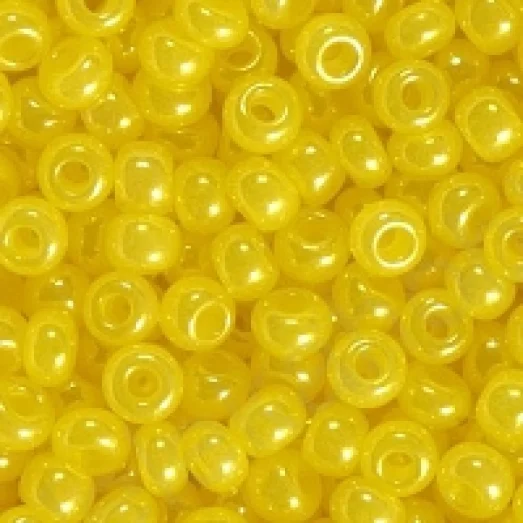 17186 Лимонный жемчужный, непрозрачный. Бисер Preciosa