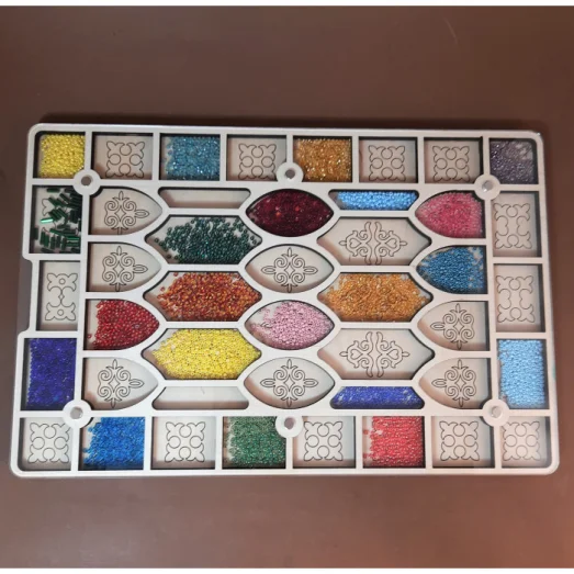 ОРГ-060218 Органайзер для бисера с прозрачной крышкой на 44 ячейки