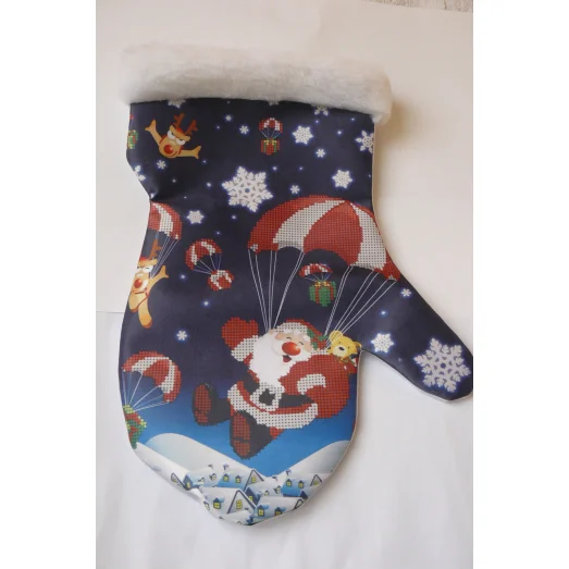 ЮМА-Р2 Сшитая новогодняя рукавичка для вышивки