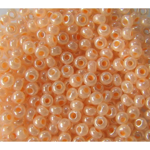 37188 Бисер непрозрачный персиковый перламутровый