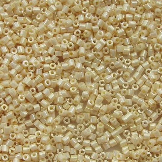 46113 Рубка Preciosa непрозрачная молочная