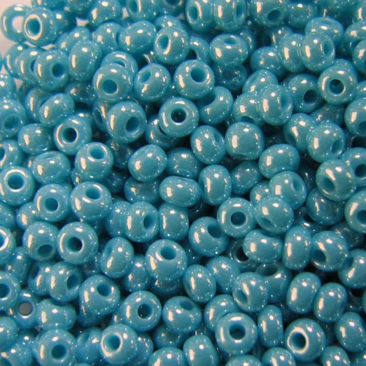 68030 Бисер голубой, перламутровый