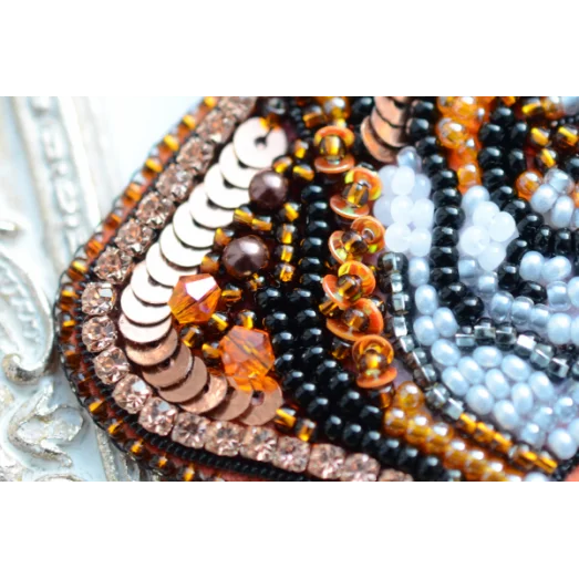 Б-117 Бенгальский тигр. Набор для вышивки украшения Тела Артис