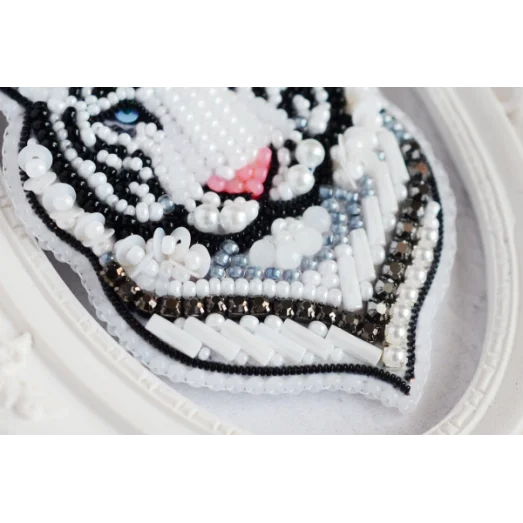 Б-118 Белый тигр. Набор для вышивки украшения Тела Артис