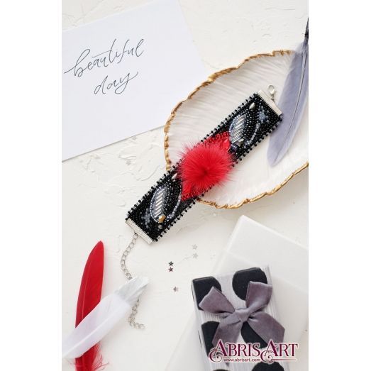 ADB-004 Набор для вышивки бисером украшение-браслет на натуральном художественном холсте Пушистая сказка. ТМ Абрис Арт