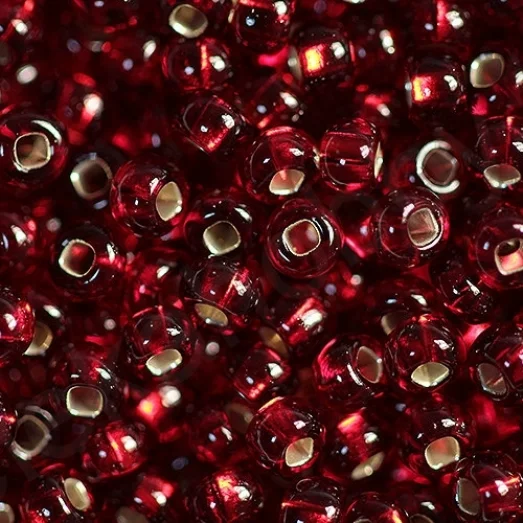 97090 / №497 Красный прозрачный с серебряной серединкой