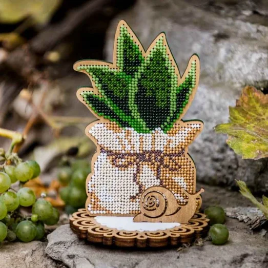 FLK-409 Набор для вышивания бисером по дереву. Волшебная Страна