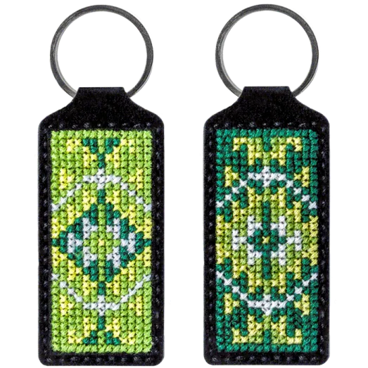 FLHL-010 Брелок для вышивания нитками на искусственной коже. Волшебная Страна