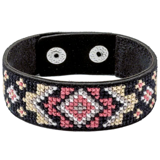 FLHL-033 Набор для вышивания нитками на искусственной коже. Волшебная Страна