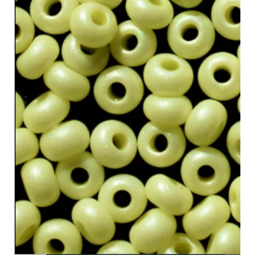 16684м Бисер матовый светло-зеленый Preciosa