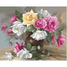 B587 Ваза с розами. Набор для вышивки нитками. Luca-s