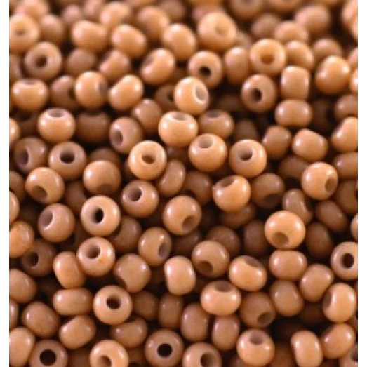 03612 Бисер бежевый непрозрачный Preciosa