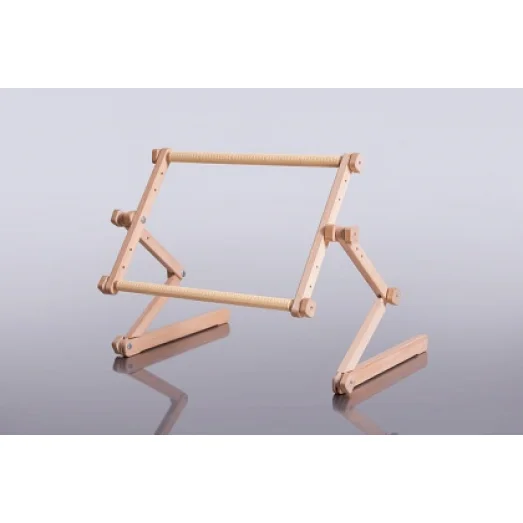 ДНС-07 Диванно-настольный станок Снегирь с гобеленовыми пяльцами 30х40 см