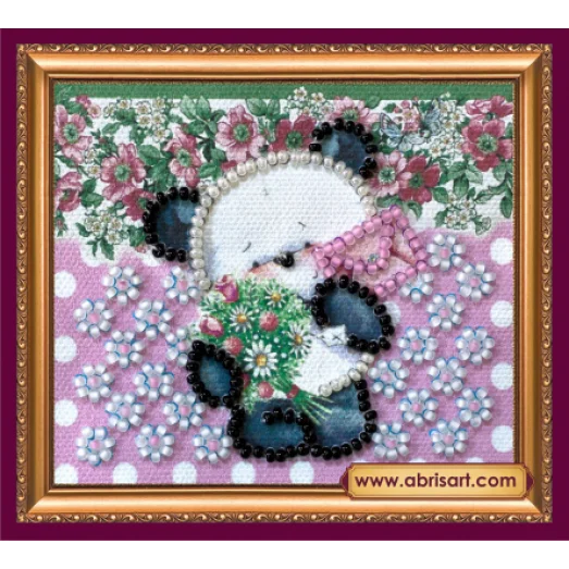 АМА-129  Мишка и ромашки. Набор для вышивки бисером Абрис Арт